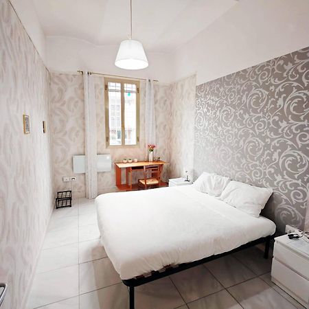 Gara Holiday Home- Bologna Airport Suite Bagian luar foto