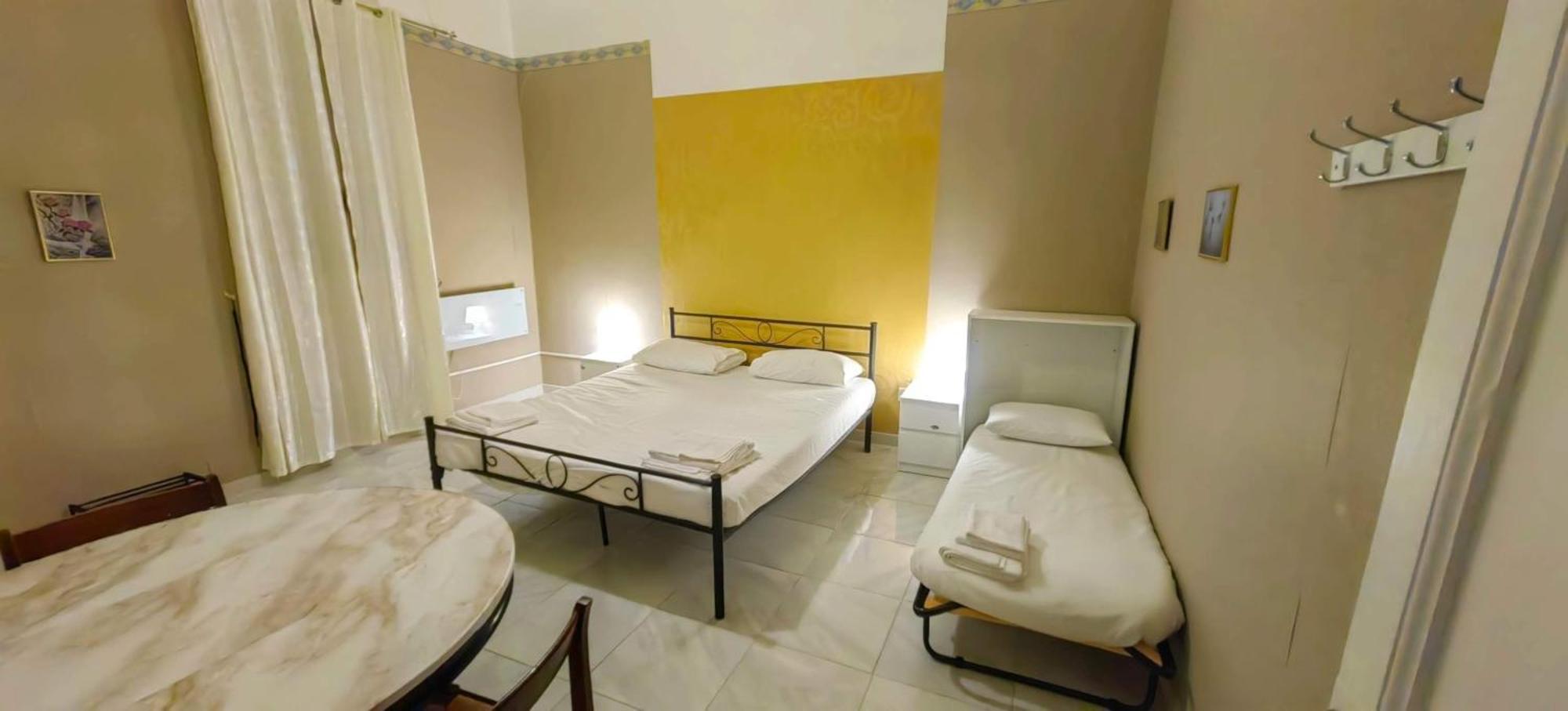 Gara Holiday Home- Bologna Airport Suite Bagian luar foto